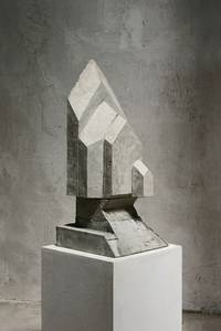 F. Grieshaber, Gedankengebäude, Beton, 2013, H 64 cm