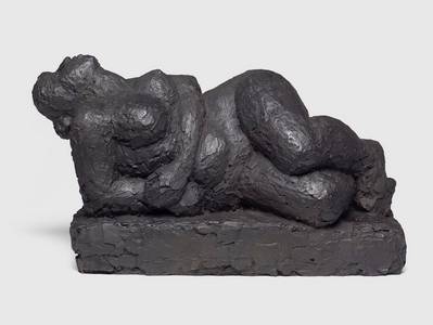 Wanda Pratschke, Unbesiegte I, Bronze, 2010