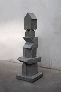 F. Grieshaber, 7 Tage, Beton, 2018, H 146 cm