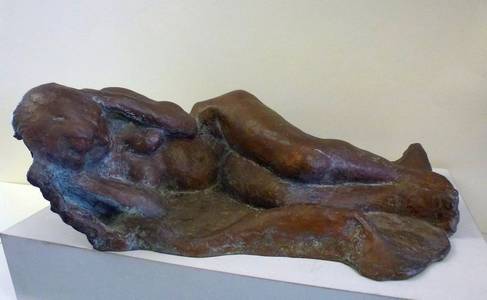 Grzimek, Liegende, Bronze, um 1980, L 46 cm